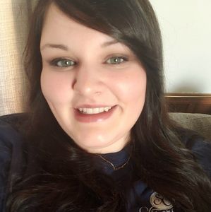 Meet your Posher, Kaitlin